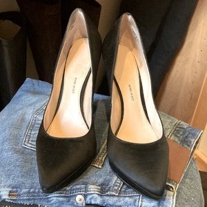 Nine West Love Fury Black Satin Heels - Good used condition